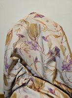 300x280 cm! Nieuwe Tessuto Floreale DORATO, violet en koraal