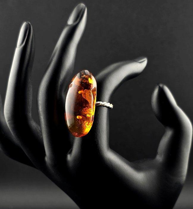 Luxe Baltische barnsteenring – Rijke gouden insluitsels –, Sieraden, Tassen en Uiterlijk, Antieke sieraden