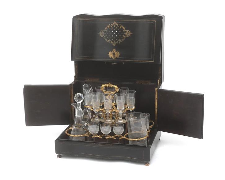 Een Napoleon III likeurkelder, Frankrijk, 19e eeuw, Verzamelen, Glas en Borrelglaasjes, Gebruikt