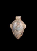 Oude Egypte, late periode Lapis Lazuli Hart Amulet (Zonder