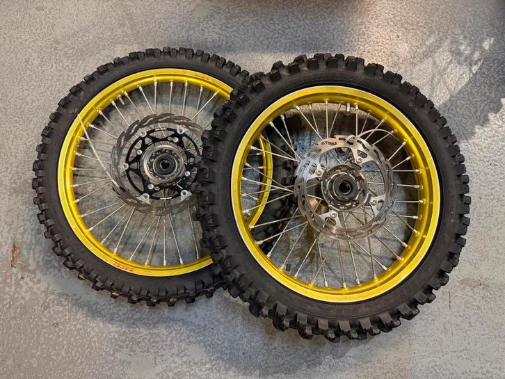 Gebruikt: Set Haan Wielen Suzuki RMZ250 2007-2026 RMZ450 200, Motoren, Onderdelen | Overige, Ophalen of Verzenden