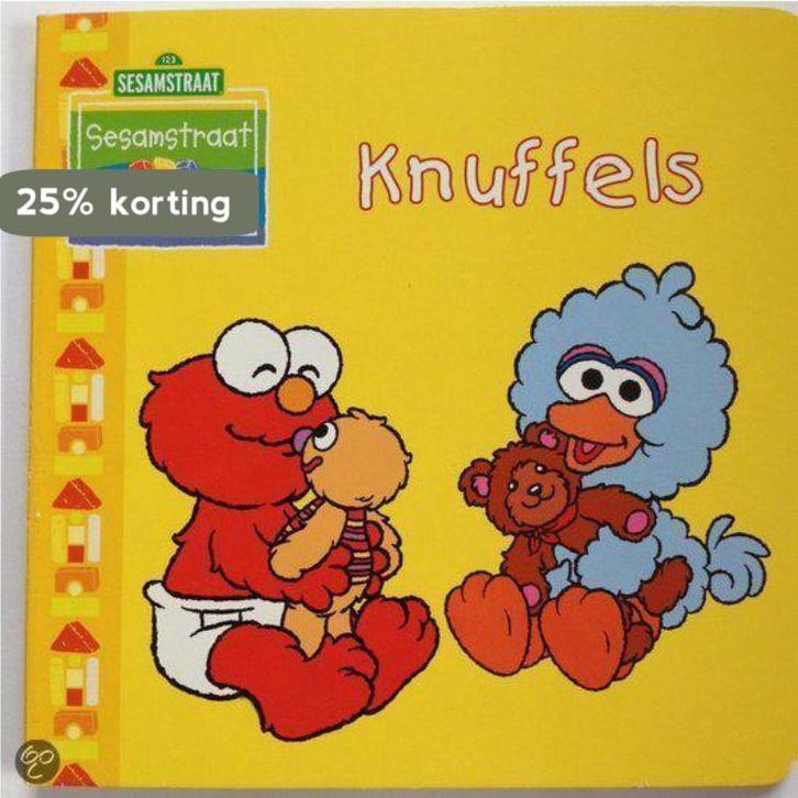 Knuffels / Sesamstraat Eerste Stapjes 9789086513956, Boeken, Kinderboeken | Baby's en Peuters, Gelezen, Verzenden