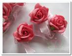 Mini foam roos 2 cm. pink-roze zelfklevend / pak, Nieuw, Ophalen of Verzenden