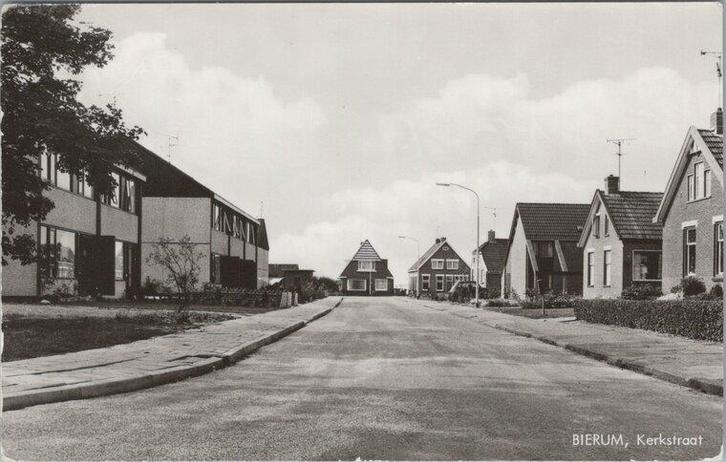 BIERUM - Kerkstraat, Verzamelen, Ansichtkaarten | Nederland, Verzenden