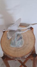 Nao by Lladró - Beeldje - Porseleinen beeld van vliegende