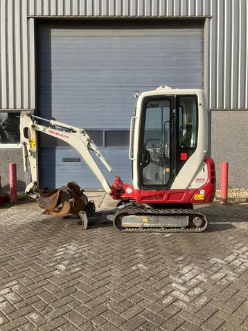 Takeuchi TB216 minigraver (2016 / 4245 uur) beschikbaar voor biedingen