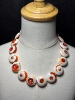 Verzilverd sluiting, ketting met schelpen uit de South Sea /