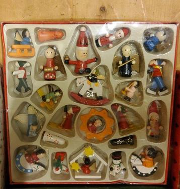 Kerstversieringen (129) - Hout beschikbaar voor biedingen