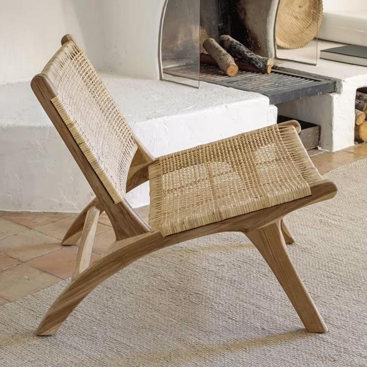 *WOONWINKEL* Kave Home Beida Teak Fauteuil Met Rotan, Huis en Inrichting, Fauteuils, Nieuw, Verzenden