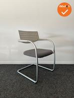 Vitra vergaderstoel - Zilvergrijs frame - Wit met een donker, Vergader- of Presentatieruimte, Ophalen of Verzenden, Gebruikt, Stoel