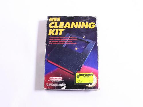 NES - Cleaning Kit - Boxed (D-Grading), Spelcomputers en Games, Games | Nintendo NES, Ophalen of Verzenden