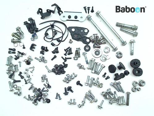 Bouten en Moeren Suzuki GSX R 125 2017-2019 (GSXR125), Motoren, Onderdelen | Suzuki, Gebruikt, Verzenden