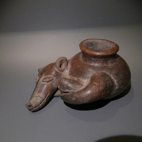 Nee, Terracotta Hondenvaartuig. 20 cm D. 100 v.Chr. - 250, Verzamelen, Mineralen en Fossielen