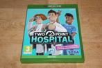Two Point Hospital (xbox one), Spelcomputers en Games, Games | Xbox One, Simulatie, Gebruikt, Verzenden