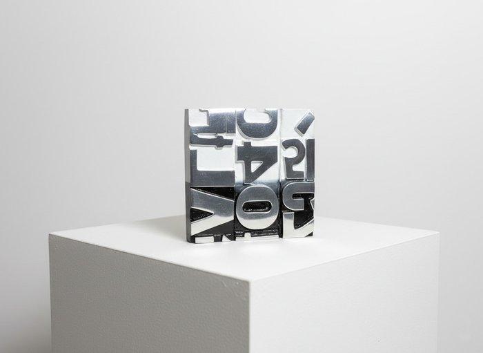 Karl Lagasse - Sculpture Fragment *God Bless Tawbn*, Antiek en Kunst, Kunst | Designobjecten