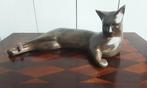P. Chenet Foundry - Figuur - Grote Kat - 23 cm - Brons
