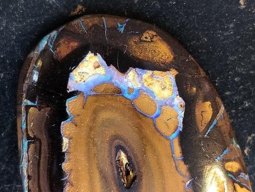 Opaal Geode - Hoogte: 65 mm - Breedte: 43 mm- 44 g - (1), Verzamelen, Mineralen en Fossielen