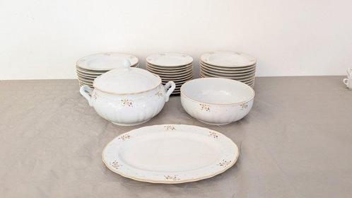 Richard Ginori - Tafelservies (33) - Creamware, Antiek en Kunst, Antiek | Meubels | Tafels