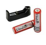 Ultrafire 2 stuks 18650 batterijen met oplader COMBI PACK
