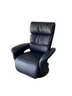 Meubelzorg Fameux sta op en relaxstoel in leder, ZGAN!, Huis en Inrichting, Fauteuils, Minder dan 75 cm, Ophalen of Verzenden