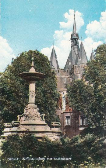 ZWOLLE - Van Nahuysplein met Sassenpoort, Verzamelen, Ansichtkaarten | Nederland, Verzenden