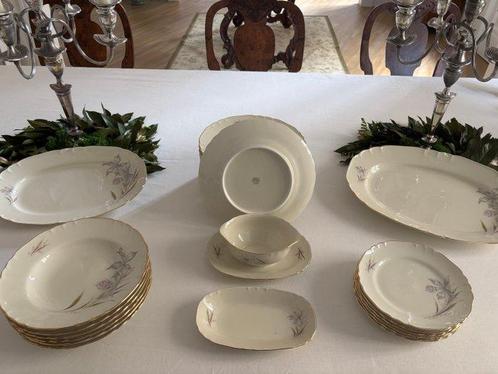 Richard Ginori - Tafelservies voor 6 (28) - Porselein -, Antiek en Kunst, Antiek | Meubels | Tafels
