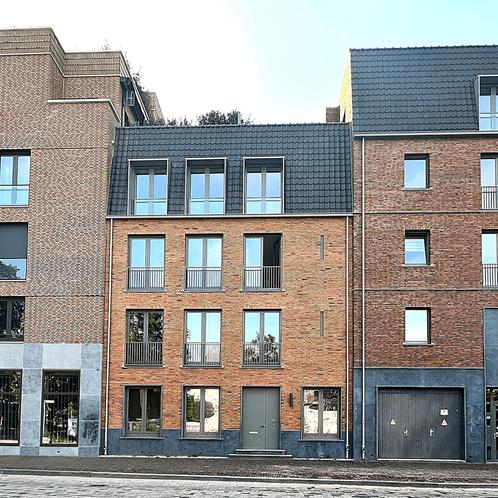 Gemeubileerd appartement met tuin, balkon en inloo..., Huizen en Kamers, Huizen te huur, Direct bij eigenaar, Appartement
