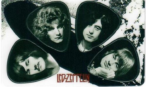 Led Zeppelin Albums Pikcard met 4 plectrums off, nerchandise, Verzamelen, Muziek, Artiesten en Beroemdheden, Gebruiksvoorwerp
