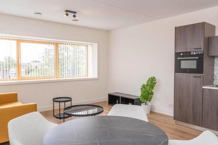 Te huur: Appartement Rosmolenplein in Tilburg, Huizen en Kamers, Huizen te huur, Noord-Brabant, Appartement