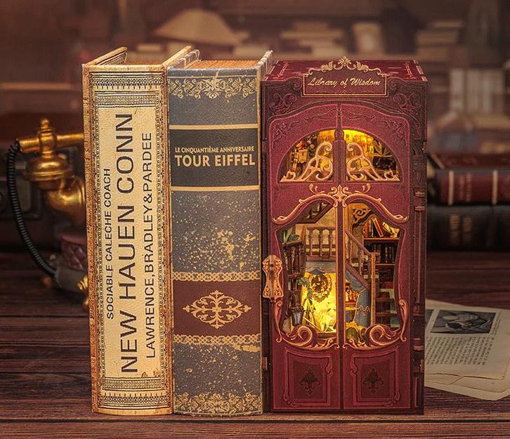 Book Nook - Library of Wisdom LED Light (281 stukjes) |, Kinderen en Baby's, Speelgoed | Bouwstenen, Nieuw, Verzenden