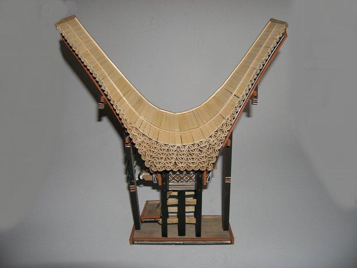 Model van een huis Tongkonan Toraja. - Hout - Indonesië -, Antiek en Kunst, Kunst | Niet-Westerse kunst