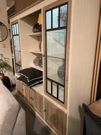 Vitrinekast met landelijke, robuuste uitstraling, Huis en Inrichting, Kasten | Vitrinekasten, 200 cm of meer, Nieuw, Minder dan 25 cm
