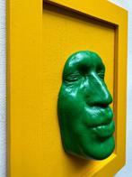 Gregos (1972) - Small green kiss on yellow background-yellow, Antiek en Kunst