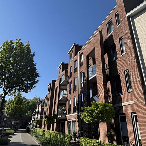 Appartement met balkon, wasmachine en eigen parkeerplaats, Huizen en Kamers, Huizen te huur, Direct bij eigenaar, Gelderland, Appartement