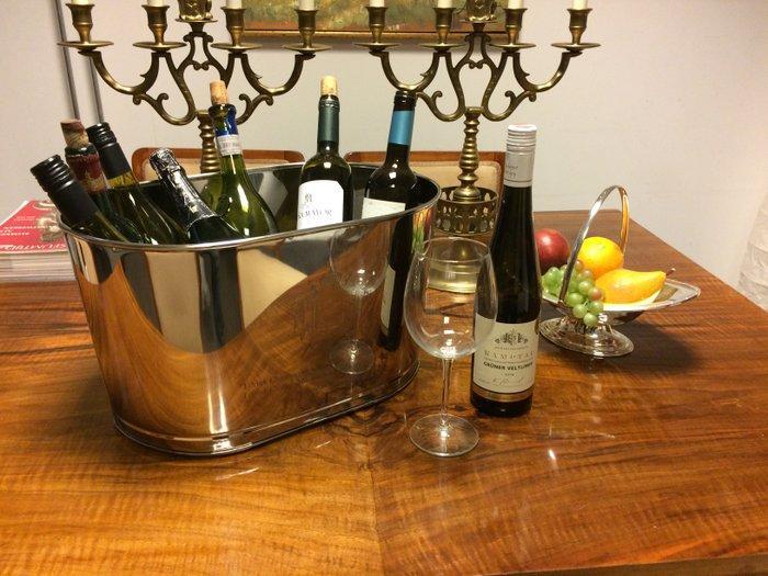 Wijnkoeler - Nickelgeplateerd - met gegraveerde tekst van, Antiek en Kunst, Antiek | Meubels | Tafels