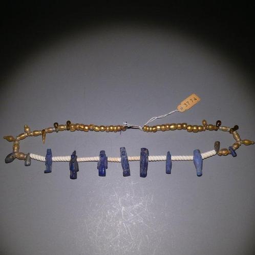 Oud-Egyptisch Faience, Glas Ketting met godenamuletten. 44, Verzamelen, Mineralen en Fossielen