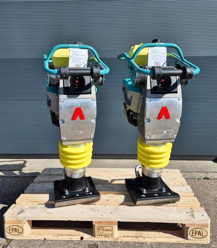AKTIE stamper AMMANN ATR 60 Classic + Premium model, Zakelijke goederen, Machines en Bouw | Overig, Verzenden