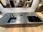 Nolte showroom keuken – Eiken nero/Blackgreen - Compleet, Zwart, Overige typen, Met kookeiland, Graniet of Steen