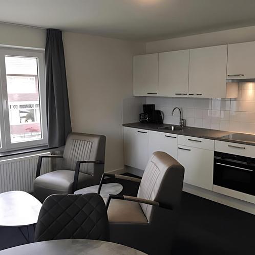 Gemeubileerd Appartement in Enschede, Huizen en Kamers, Huizen te huur, Direct bij eigenaar, Appartement