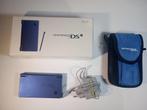 DSi metallic blauw in doos met garantie, hoes, lader en 32GB, Spelcomputers en Games, Spelcomputers | Nintendo DS, Blauw, Dsi