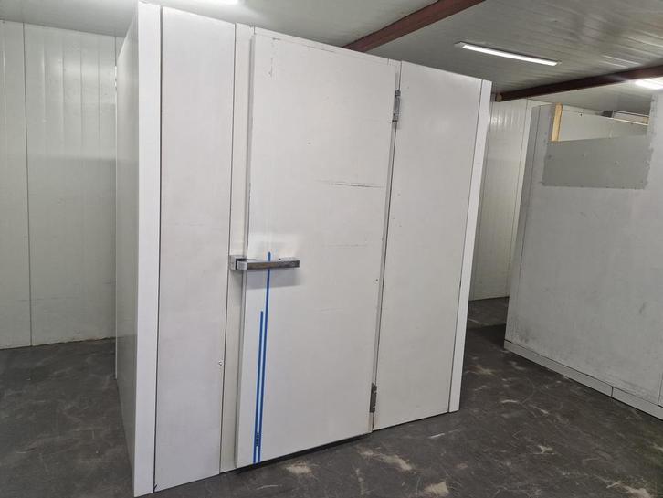 Koelcel 197 x 137 x 210 cm, Zakelijke goederen, Horeca | Keukenapparatuur, Koelen en Vriezen