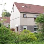 Gestoffeerde hoekwoning met 4 slaapkamers aan de Rivierenlaa, 50 m² of meer, Overige regio's