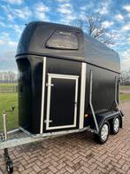 Leuke Hotra 1,5-paards met zadelkamer, 2009!, Ophalen, Zo goed als nieuw, 1½-paards trailer