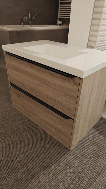 Badmeubel Eiken kleur 80x51cm met zwarte opleggreep NIEUW beschikbaar voor biedingen
