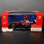 Ferrari - Ferrari SF-25 1/43 Signed - Lewis Hamilton - 2025, Nieuw