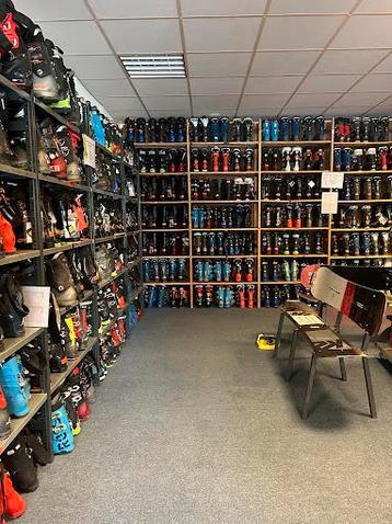 Skischoenen o.a. Nordica, Atomic, Fischer, Salomon beschikbaar voor biedingen