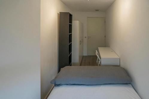 Eigen Kamer aan Kapelstraat, Rotterdam, Huizen en Kamers, Kamers te huur, 50 m² of meer, Rotterdam