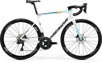 Merida Scultura 5000– CF3 carbon, Shimano 105 Di2 12-speed beschikbaar voor biedingen