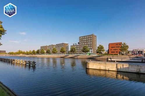 Studio te huur/Anti-kraak aan Kanaalweg in Middelburg, Huizen en Kamers, Kamers te huur, 50 m² of meer