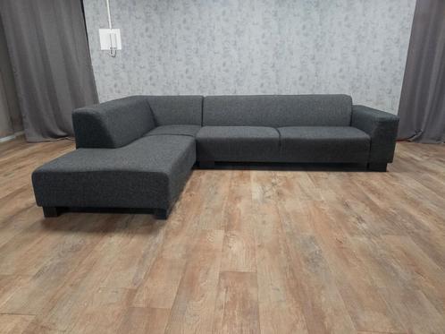 Mooi Antraciet Hoekbank van DESIGN@HOME, Huis en Inrichting, Banken | Bankstellen, Nieuw, Ophalen of Verzenden